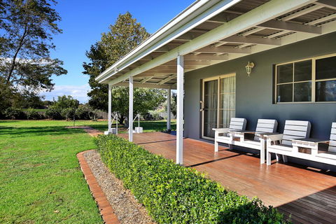 Terara Riverside Retreat - Perisher Accommodation 38