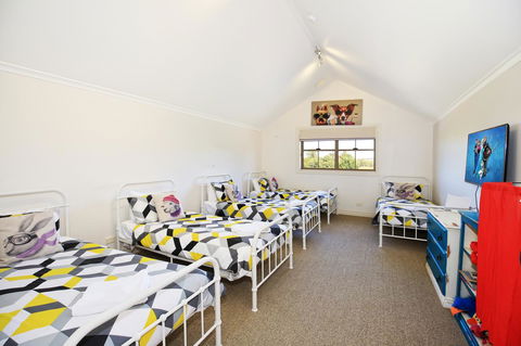 Terara Riverside Retreat - Perisher Accommodation 12