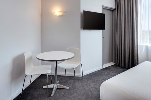 Mercure Sydney Bankstown - Perisher Accommodation 26