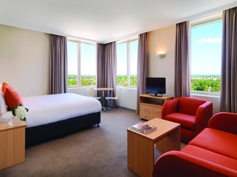 Mercure Sydney Bankstown - Perisher Accommodation 19