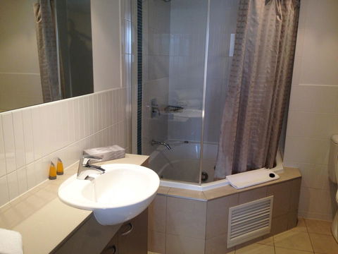 BASE Holidays - Ettalong Beach Premium Apartments - Perisher Accommodation 39