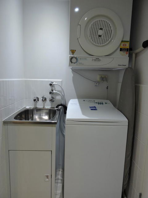 BASE Holidays - Ettalong Beach Premium Apartments - Perisher Accommodation 3