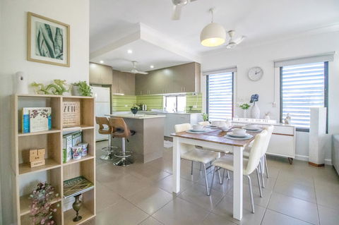 ZEN QUEST - The NOMADS PAD Near Nightcliff Markets & Sunset Foreshore - Perisher Accommodation 12