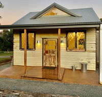 BYRON BAY New SUNSET COTTAGE - Perisher Accommodation