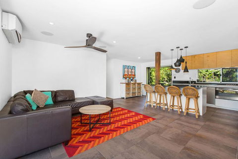 CABARITA BEACH HOUSE 53 - Perisher Accommodation 2
