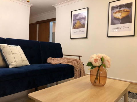 CAMPBELLTOWN HOLIDAY HOME 3 BED + FREE PARKING NCA039 - Perisher Accommodation 2