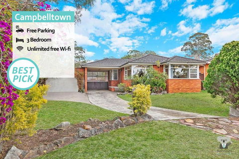 CAMPBELLTOWN HOLIDAY HOME 3 BED + FREE PARKING NCA039 - Perisher Accommodation 0