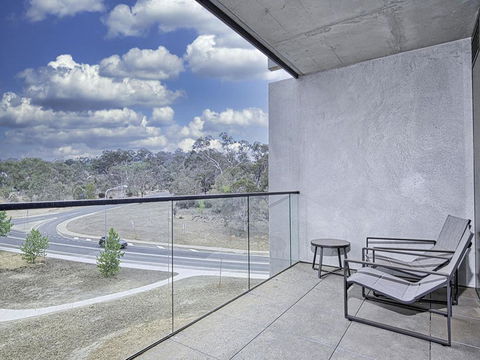 CANBERRA CHIC-hosted By:L'Abode Accommodation - Perisher Accommodation 1