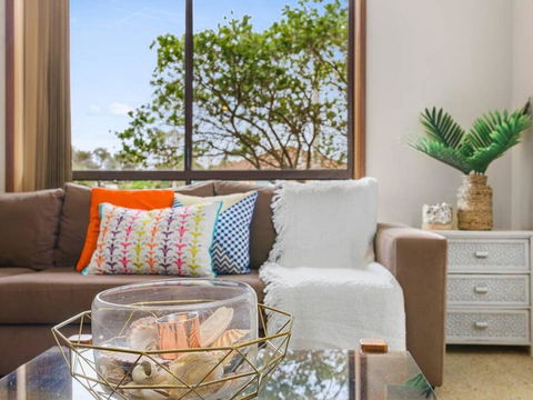 CAPEL Family Home, Large Yard, Close To Beach - Perisher Accommodation 1
