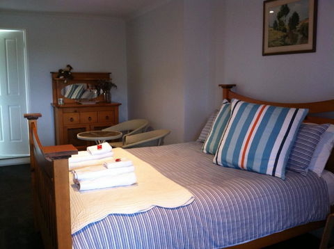 Corinella On The Esplanade Bed & Breakfast - Perisher Accommodation 3