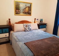 Cosy Quiet Bedroom Ferny Grove - Perisher Accommodation