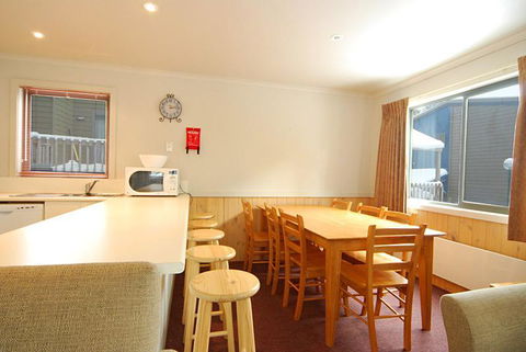 Discobulous 6 - Perisher Accommodation 2