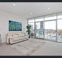 Down Town on Pirie - Heart of East End - Wifi - Netflix - Perisher Accommodation