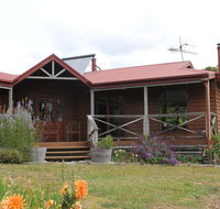 Eagle's Roost Farmstay BB - Perisher Accommodation