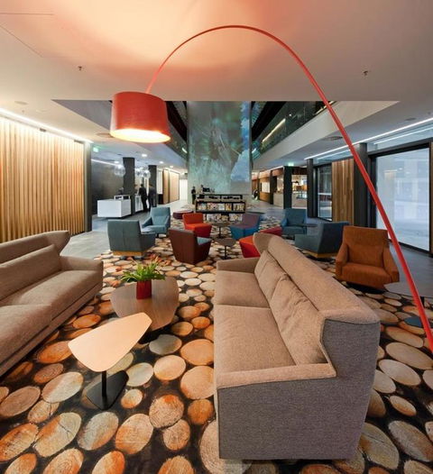 East Hotel And Apartments - Perisher Accommodation 3
