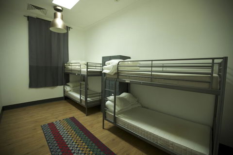 EBS Sydney Hostel - Perisher Accommodation 0