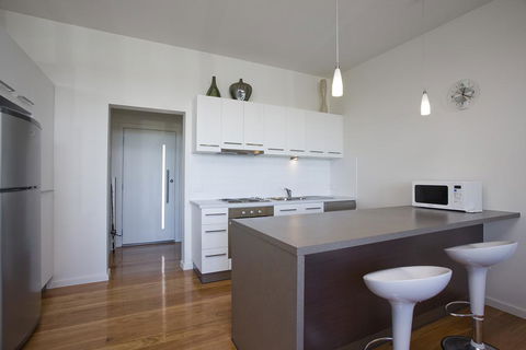 Exclusive Anglesea River Beach Apartment - Perisher Accommodation 1