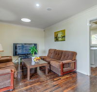 Exclusive Handy Holiday House - Perisher Accommodation
