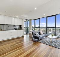 Executive City-centre Apartment with Parking - Perisher Accommodation
