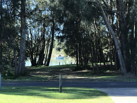 FAIRVIEW 25A - Waterfront Home - Perisher Accommodation 0