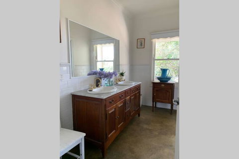Farm House At The Gateway To The King Valley - Perisher Accommodation 1