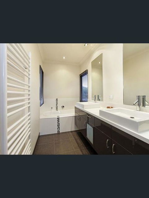 Geelong Melbourne Hakka Hostel - Perisher Accommodation 1