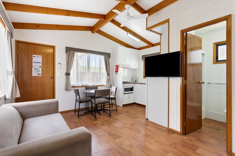 Goulburn South Caravan Park - Perisher Accommodation 0