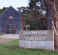Herons Rise Vineyard Accommodation - Perisher Accommodation