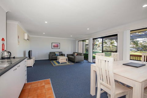 Horizons Golf Club, Villa 126 - Perisher Accommodation 0