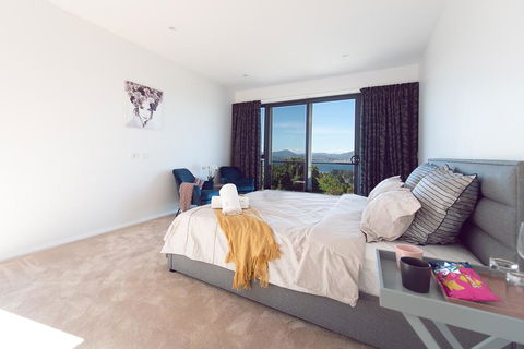 La Vie Luxury Bay View - Perisher Accommodation 0
