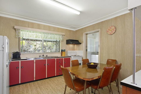 Lake Frontage Family Fun Home - Perisher Accommodation 2