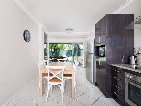 Magnolias @ Fingal Bay - Perisher Accommodation 1