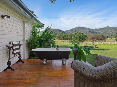 Meerea Country Estate Adjoining Wollombi National Park - Perisher Accommodation 2