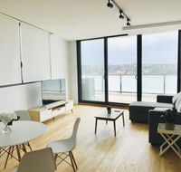 Modern Designer 2BR Apartment Near Airport  Beach - Perisher Accommodation