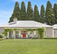 Nattai Lodge - house  cottage in beautiful garden - Perisher Accommodation