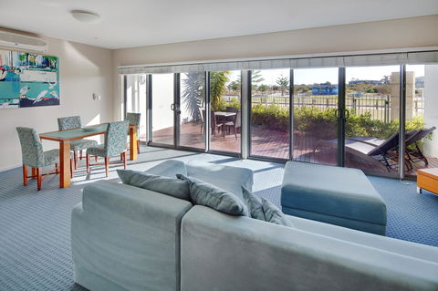 Seashells Mandurah - Perisher Accommodation 9