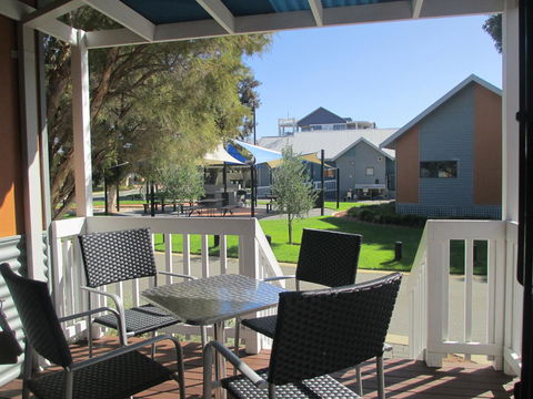 Mandurah Ocean Marina Chalets - Perisher Accommodation 40