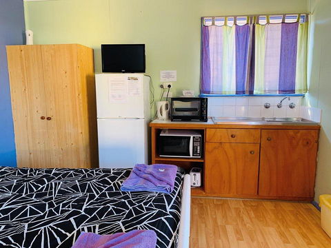 Shark Bay Cottages - Perisher Accommodation 22