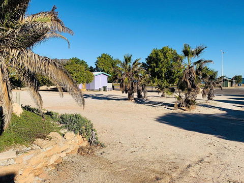 Shark Bay Cottages - Perisher Accommodation 12