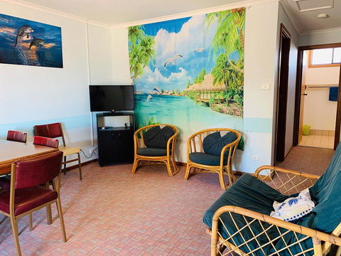 Shark Bay Cottages - Perisher Accommodation 9