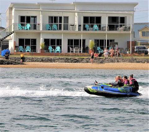 Ulverstone River Edge HolidayApartments - Perisher Accommodation 11