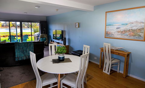 Ulverstone River Edge HolidayApartments - Perisher Accommodation 9