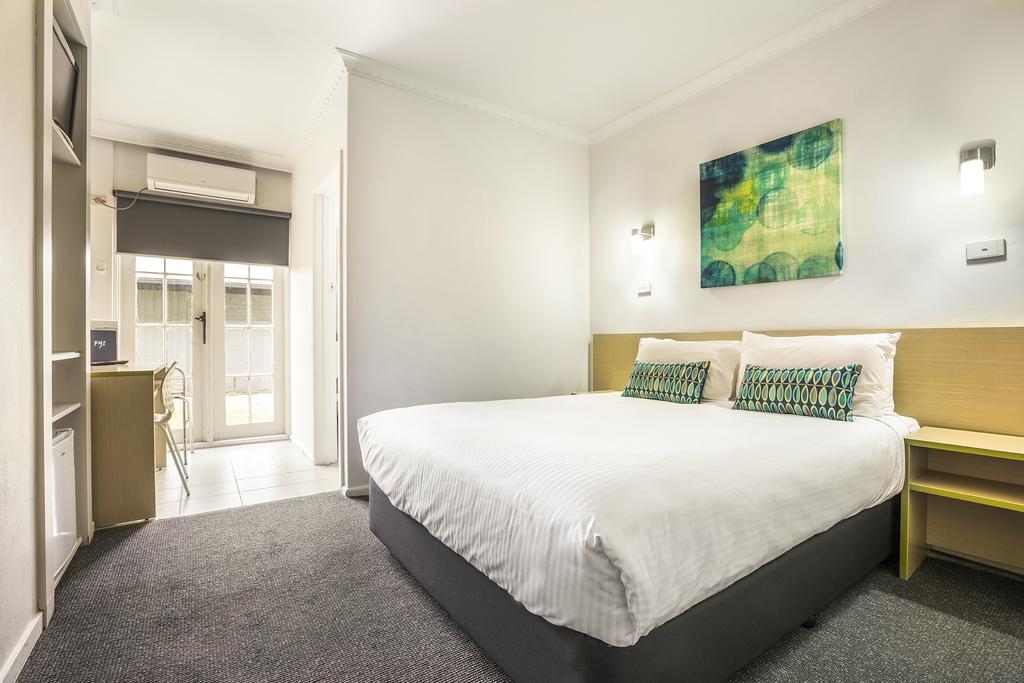 Airport West VIC Perisher Accommodation