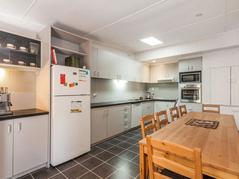 OCEANS 12 - ANGLESEA - Perisher Accommodation 3