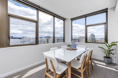 Oversized Luxe 1 Bedder - Amazing Barton - Gym - Perisher Accommodation 3