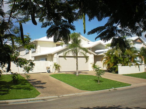 Poinciana Terraces - Perisher Accommodation 0