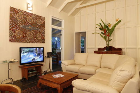 Port Douglas Cottage & Lodge - Perisher Accommodation 2