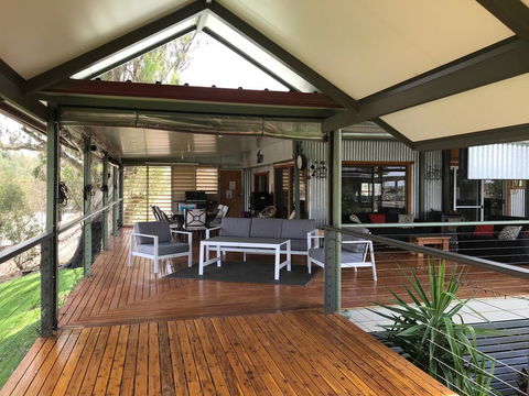 Riverside Farm Retreat BnB - Perisher Accommodation 1