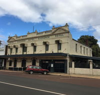 Royal Exchange Hotel - Perisher Accommodation