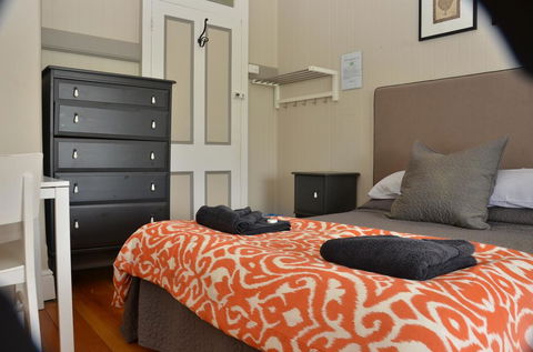 Royal Gatton Hotel - Perisher Accommodation 3